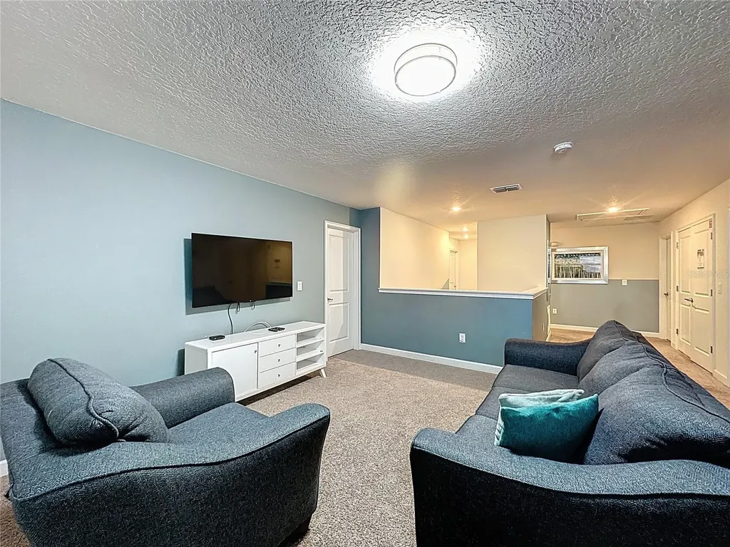 8906 Stinger Drive Davenport FL 33896
