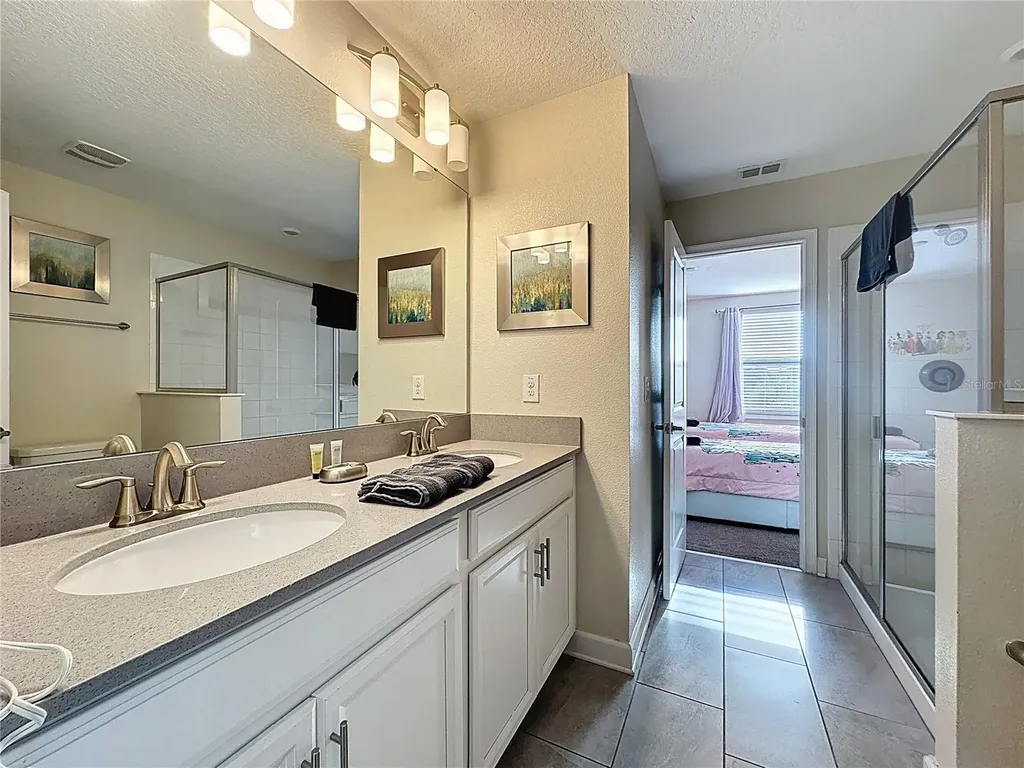 8906 Stinger Drive Davenport FL 33896