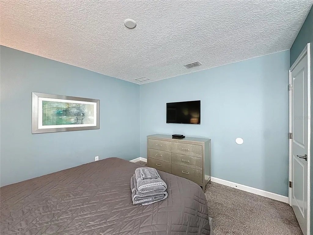 8906 Stinger Drive Davenport FL 33896