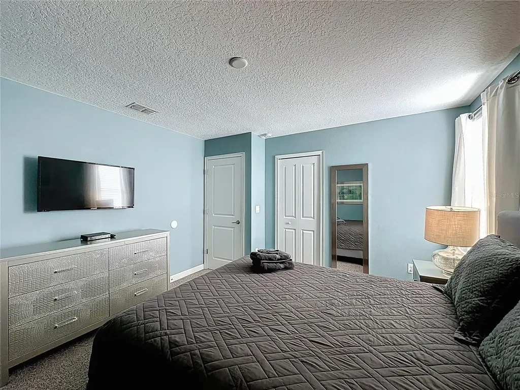 8906 Stinger Drive Davenport FL 33896