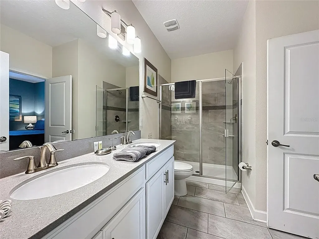 8906 Stinger Drive Davenport FL 33896