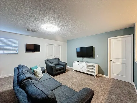 8906 Stinger Drive Davenport FL 33896