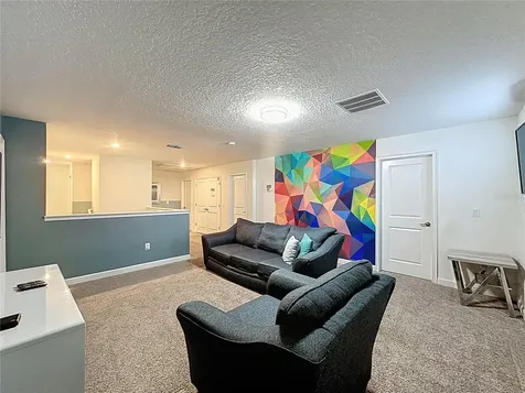8906 Stinger Drive Davenport FL 33896