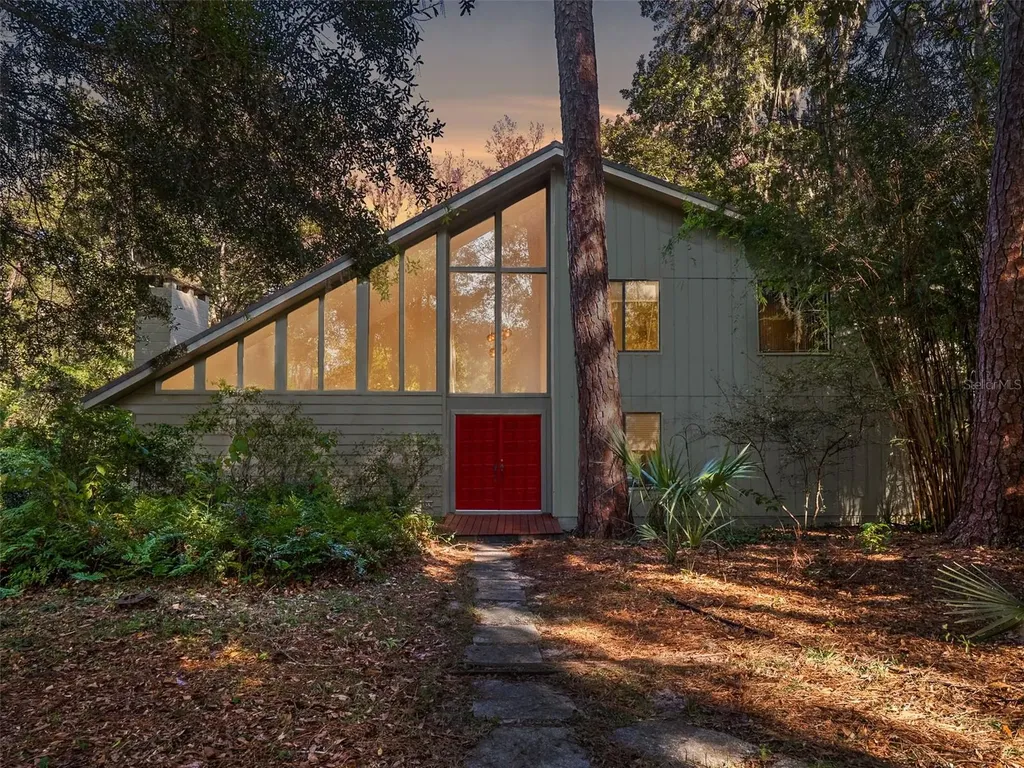3619 NW 38th Street Gainesville FL 32606