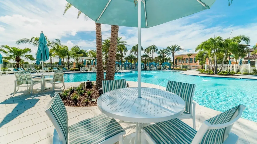 1812 Tropical Palms Circle Kissimmee FL 34747