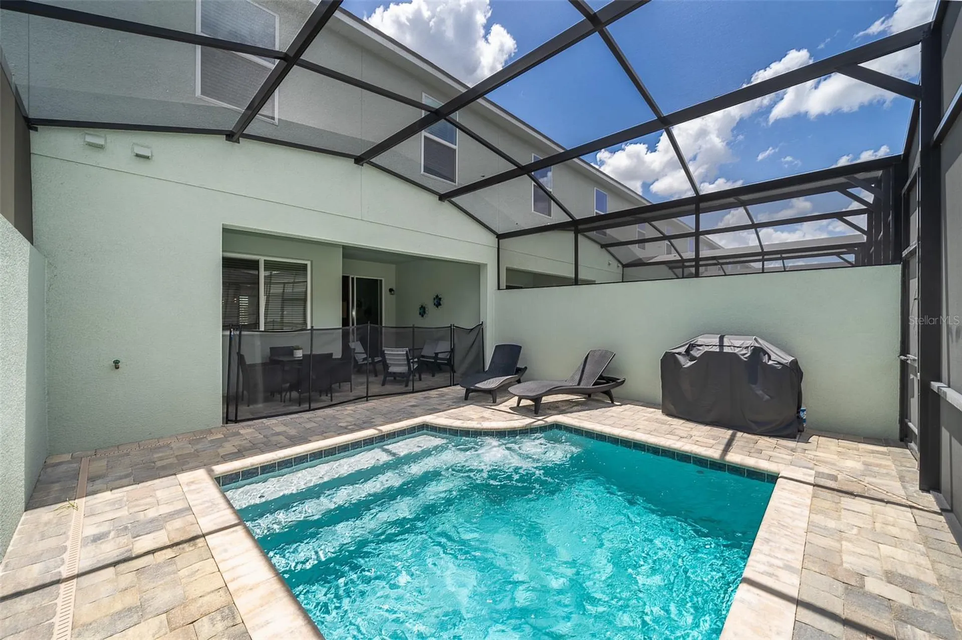 1812 Tropical Palms Circle Kissimmee FL 34747