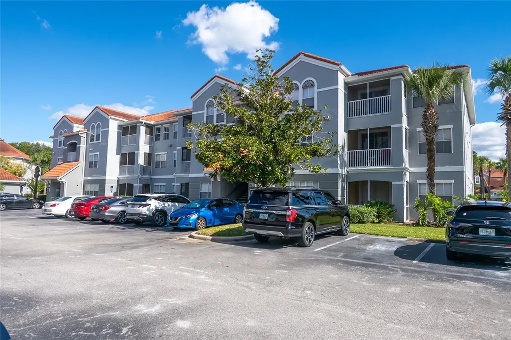 18001 Richmond Place Drive Tampa FL 33647