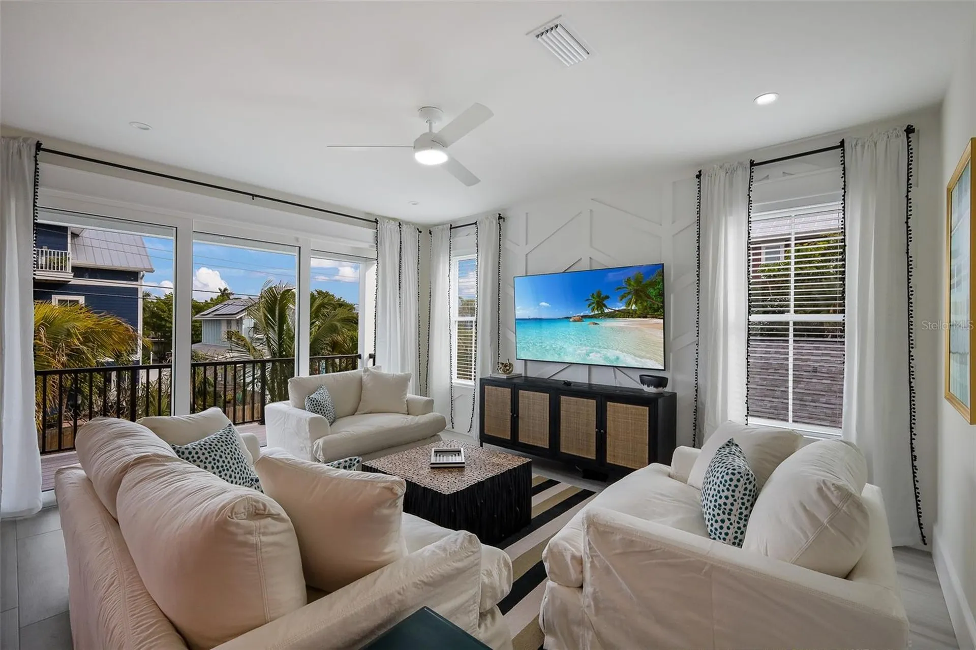 2213 Avenue C Bradenton Beach FL 34217