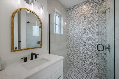 2213 Avenue C Bradenton Beach FL 34217
