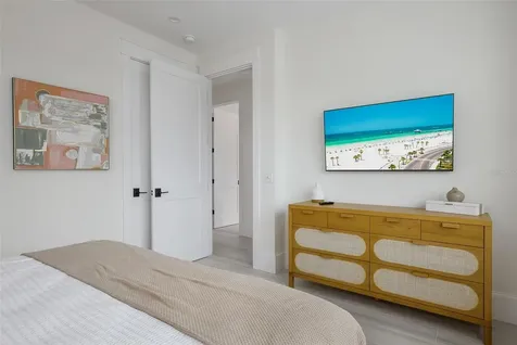 2213 Avenue C Bradenton Beach FL 34217