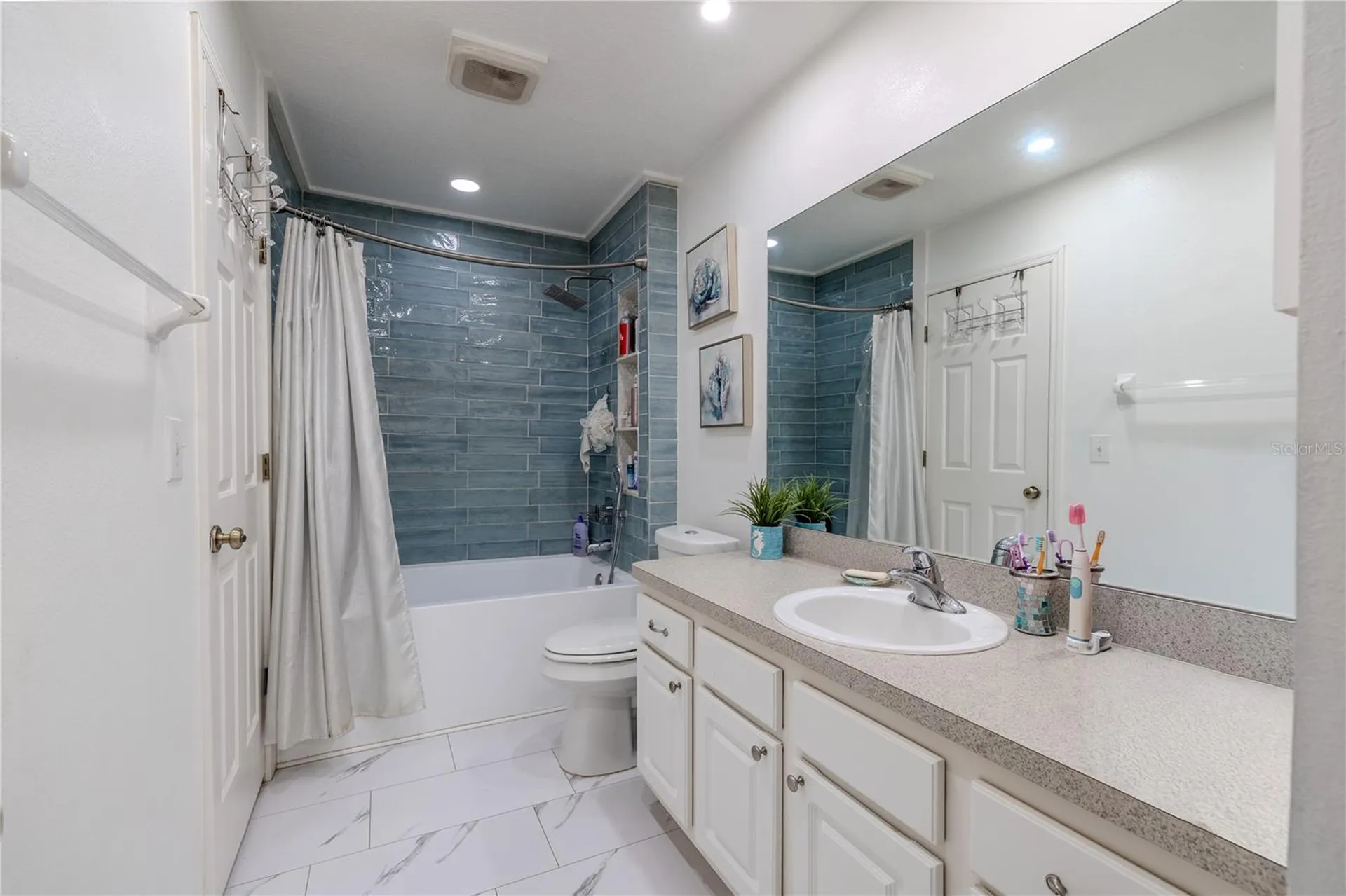 12245 Country White Circle Tampa FL 33635