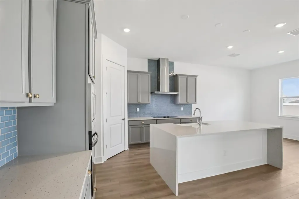 8218 Golden Beach Court Parrish FL 34219