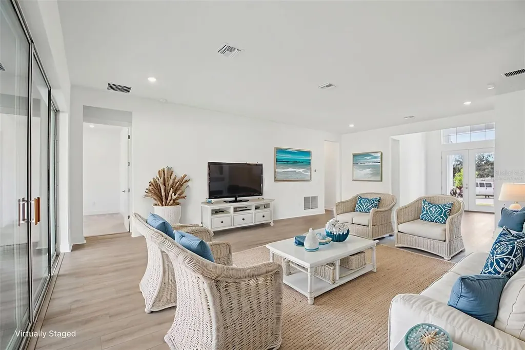 8218 Golden Beach Court Parrish FL 34219