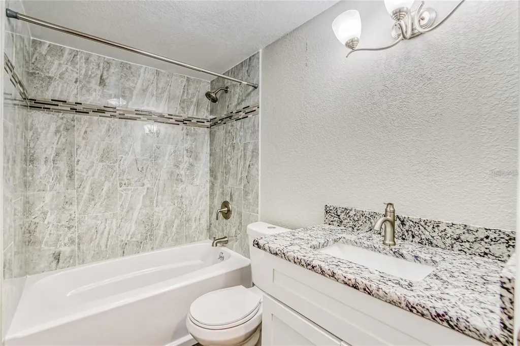 5320 Cherry Avenue Seffner FL 33584