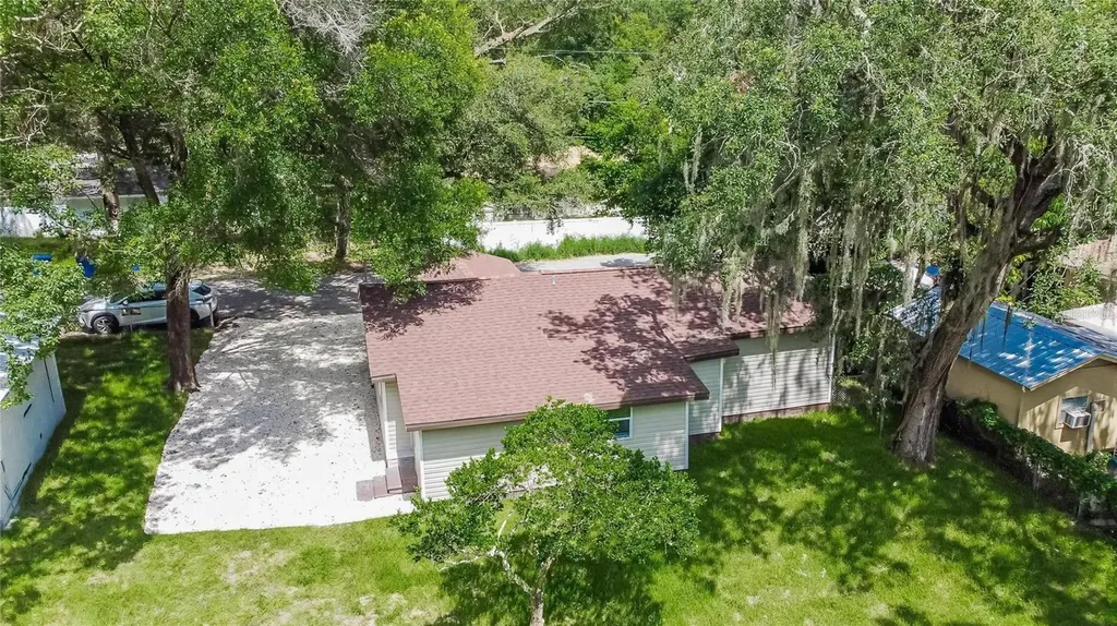 5320 Cherry Avenue Seffner FL 33584