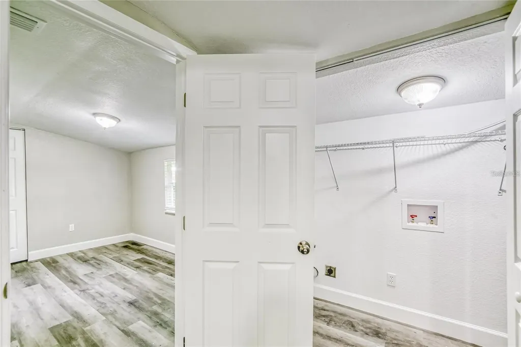 5320 Cherry Avenue Seffner FL 33584