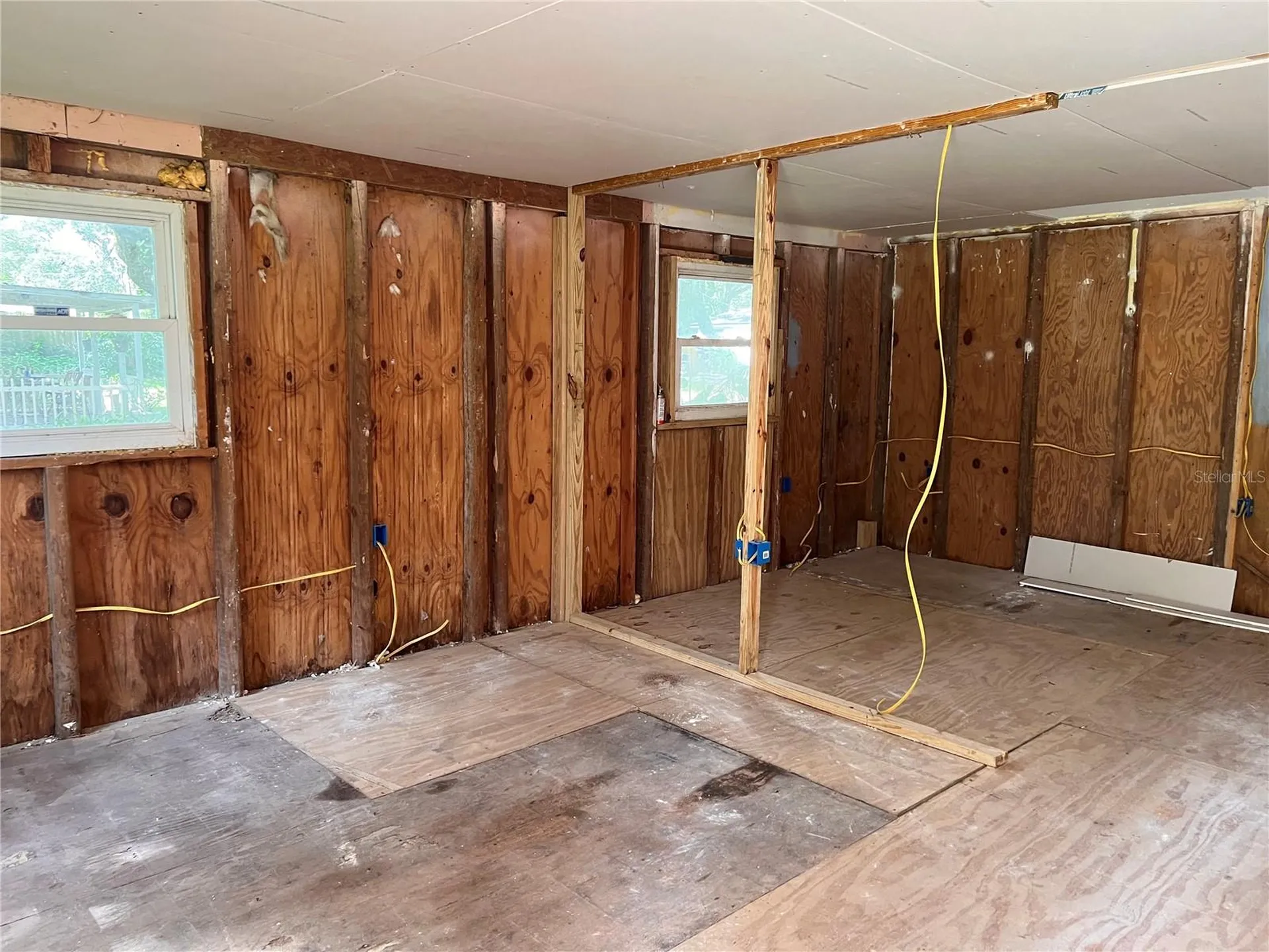 5320 Cherry Avenue Seffner FL 33584