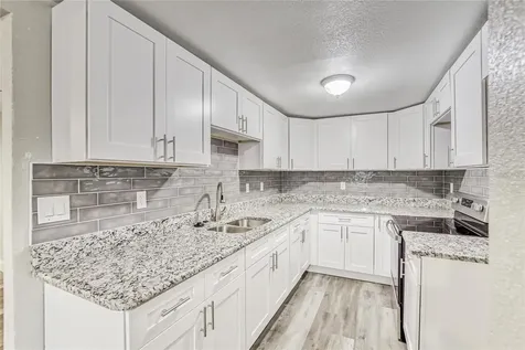 5320 Cherry Avenue Seffner FL 33584