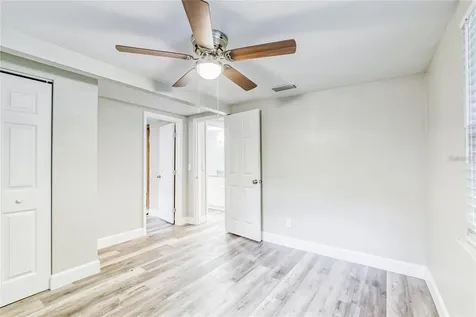 5320 Cherry Avenue Seffner FL 33584