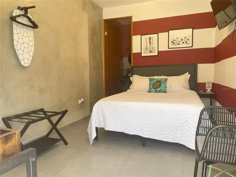 69 Calle Fernandez Garcia Luquillo PR 00773