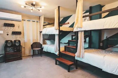 69 Calle Fernandez Garcia Luquillo PR 00773