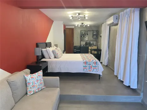 69 Calle Fernandez Garcia Luquillo PR 00773