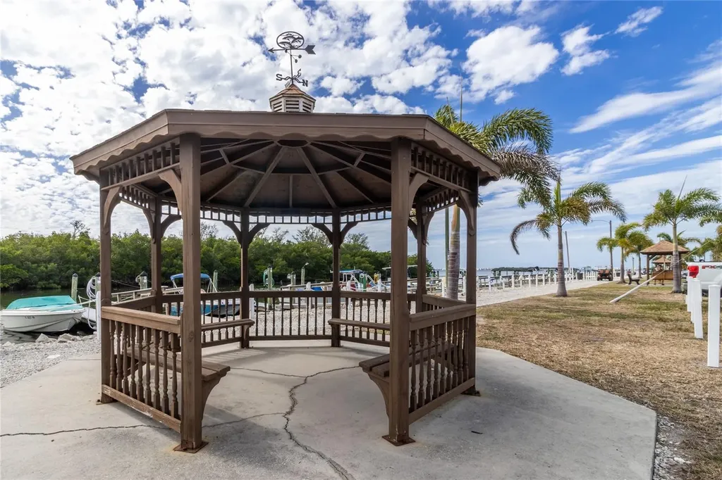 10315 Cortez Road W Bradenton FL 34210