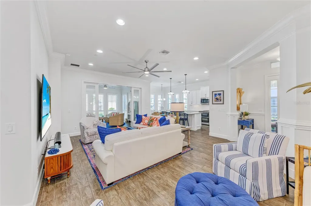 334 Castaway Cay Drive Bradenton FL 34209