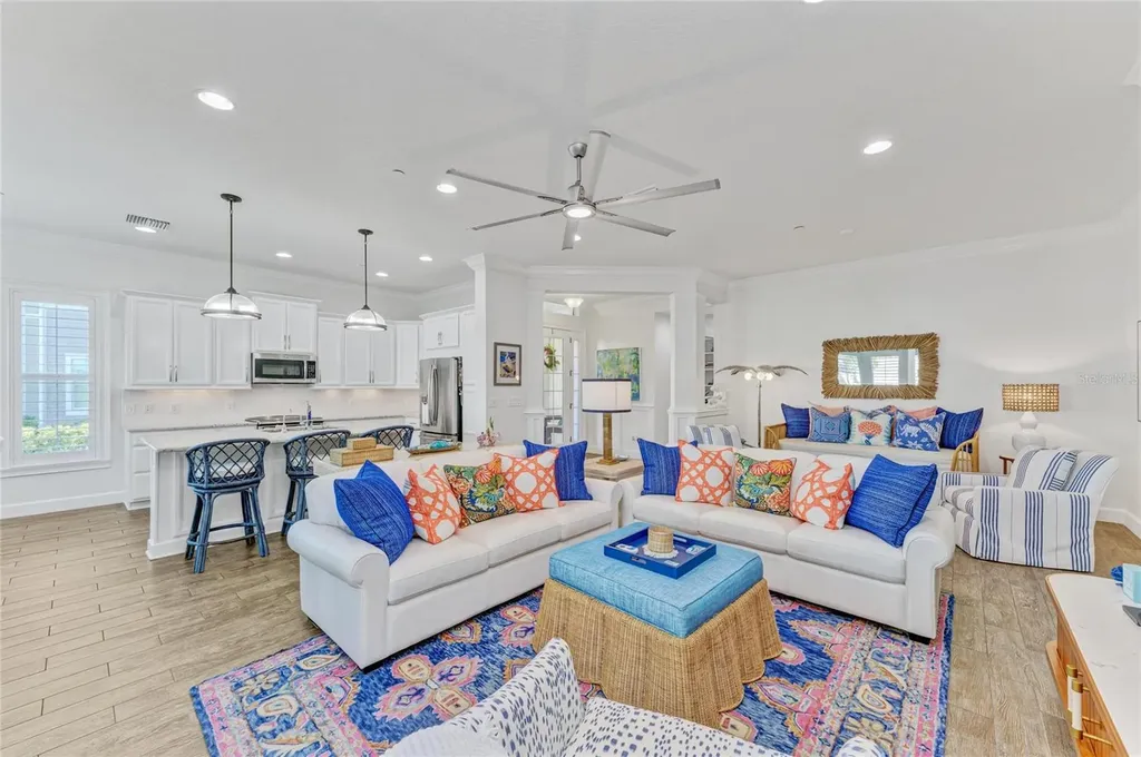 334 Castaway Cay Drive Bradenton FL 34209