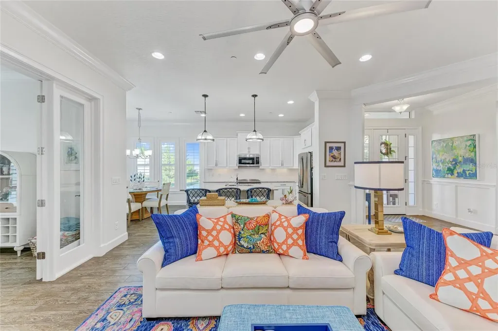 334 Castaway Cay Drive Bradenton FL 34209