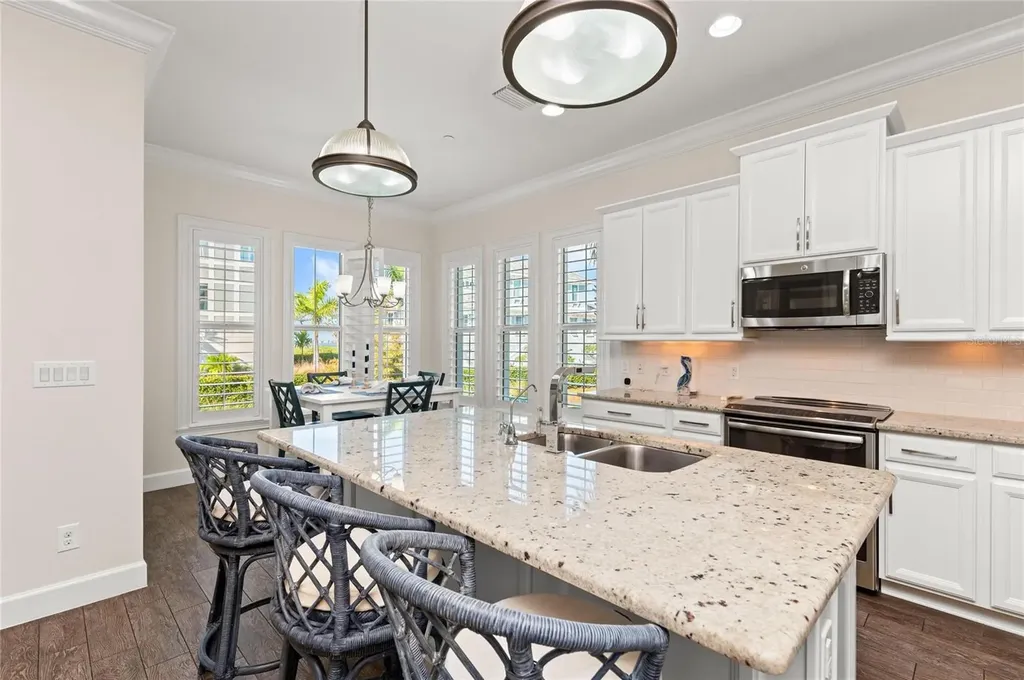 334 Castaway Cay Drive Bradenton FL 34209