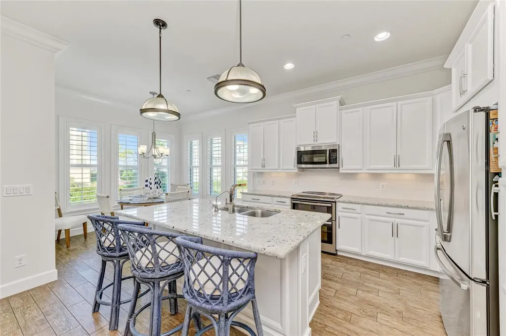334 Castaway Cay Drive Bradenton FL 34209