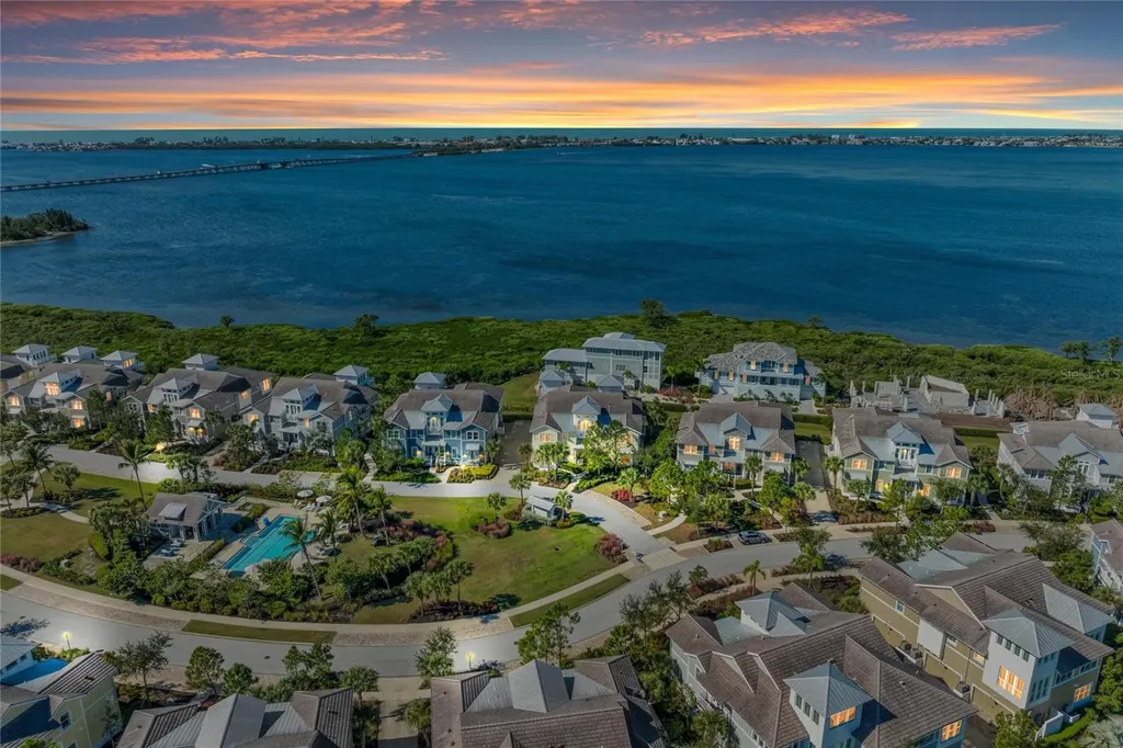 334 Castaway Cay Drive Bradenton FL 34209