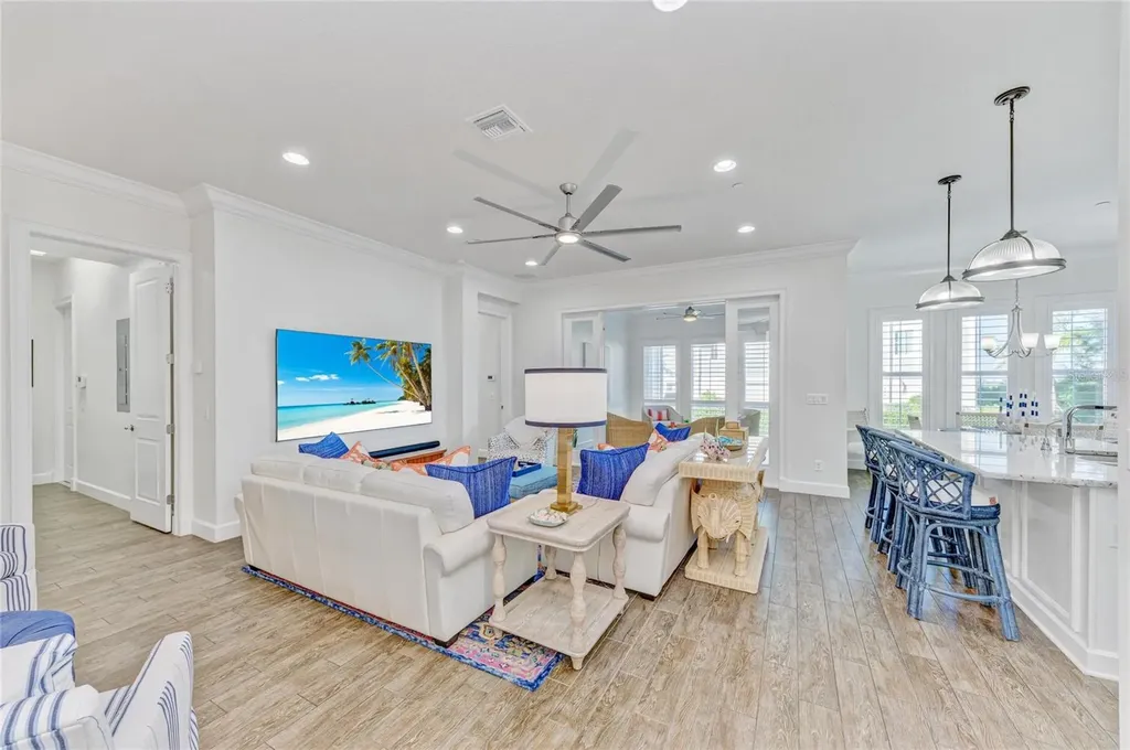 334 Castaway Cay Drive Bradenton FL 34209