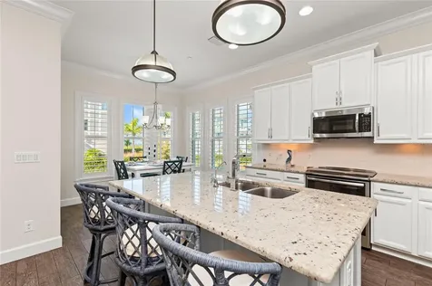 334 Castaway Cay Drive Bradenton FL 34209