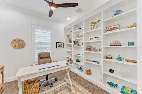 334 Castaway Cay Drive Bradenton FL 34209