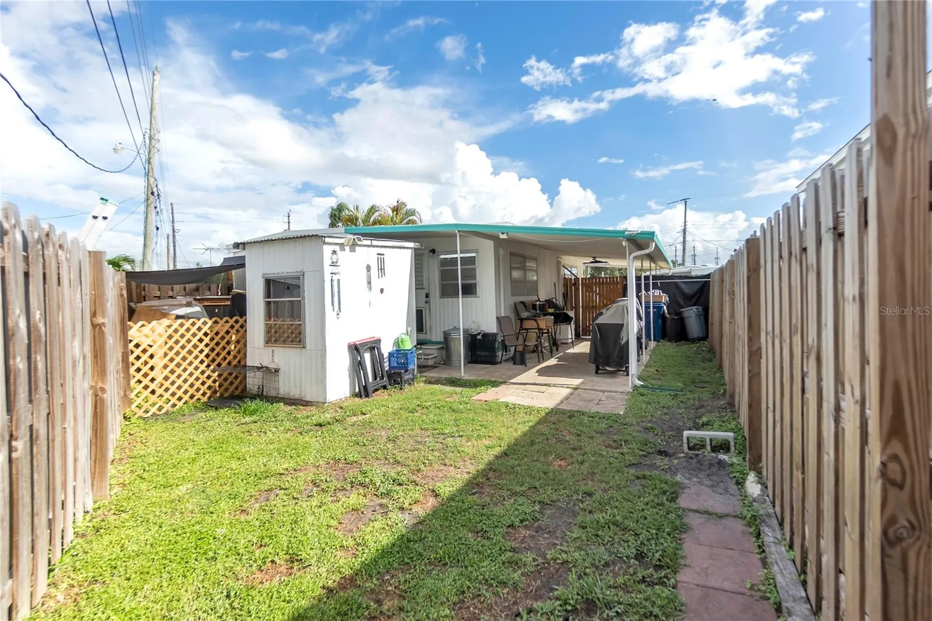 307 52nd Avenue Drive W Bradenton FL 34207