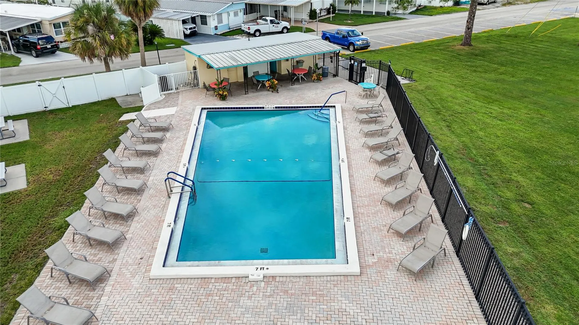 307 52nd Avenue Drive W Bradenton FL 34207