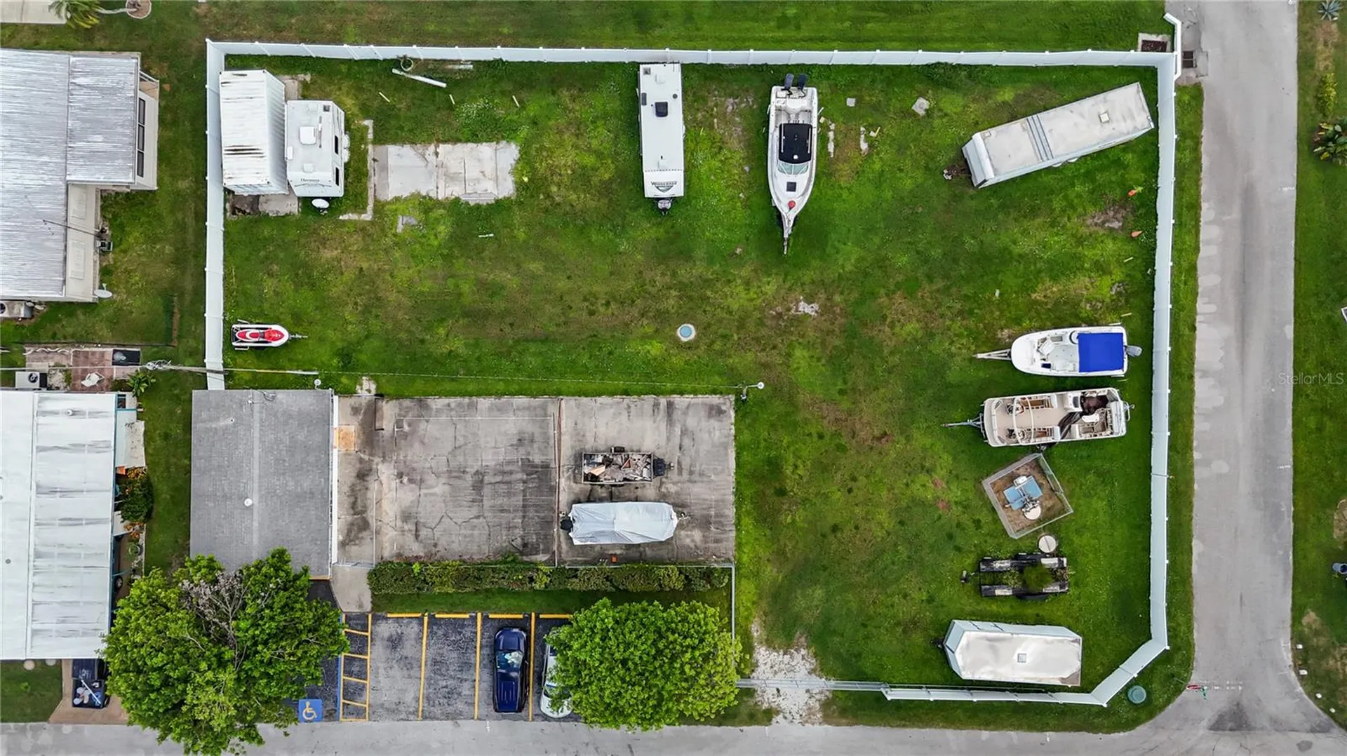 307 52nd Avenue Drive W Bradenton FL 34207