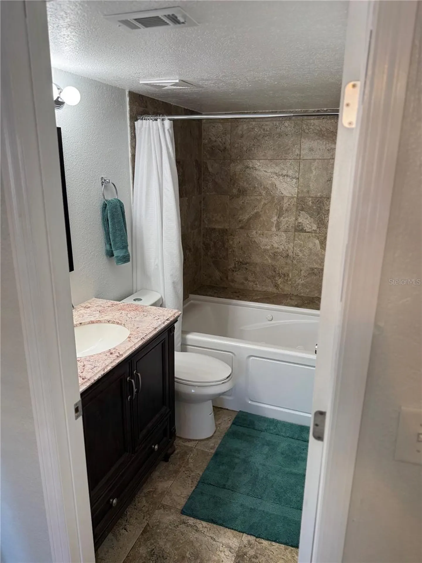 4025 Angel Oak Court Tampa FL 33613