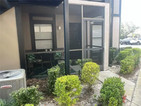 4025 Angel Oak Court Tampa FL 33613