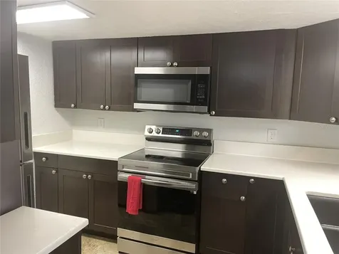 4025 Angel Oak Court Tampa FL 33613