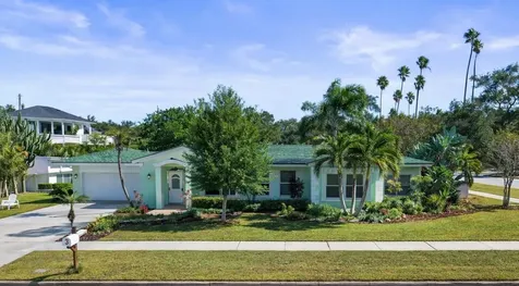 55 Valencia Drive Dunedin FL 34698