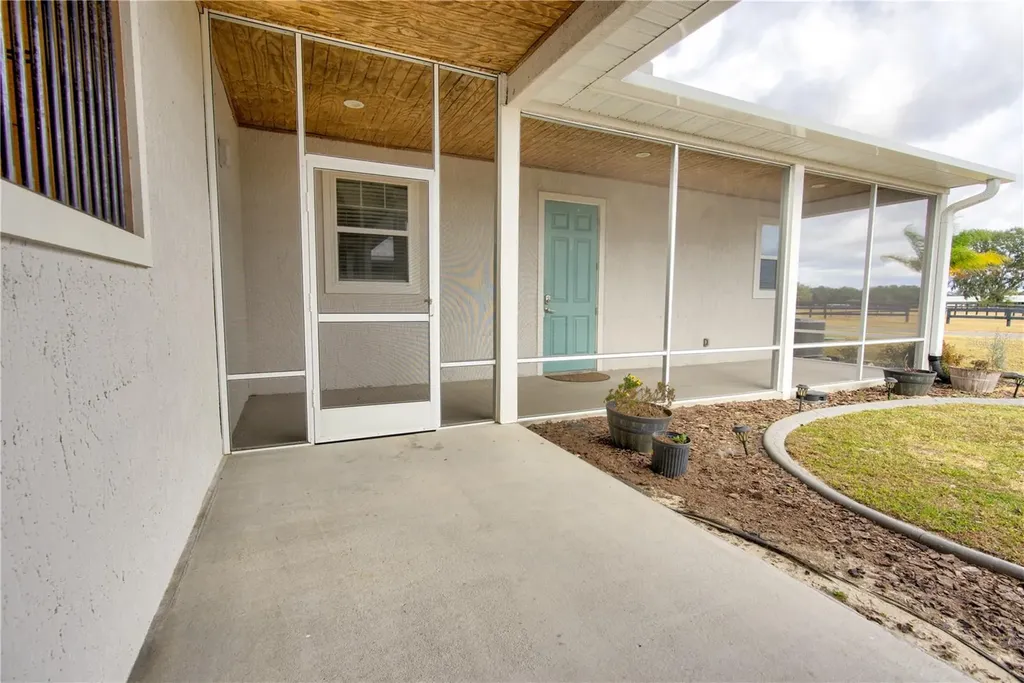 4991 SE 212th Court Morriston FL 32668
