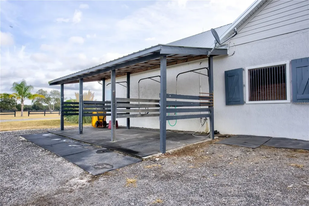 4991 SE 212th Court Morriston FL 32668