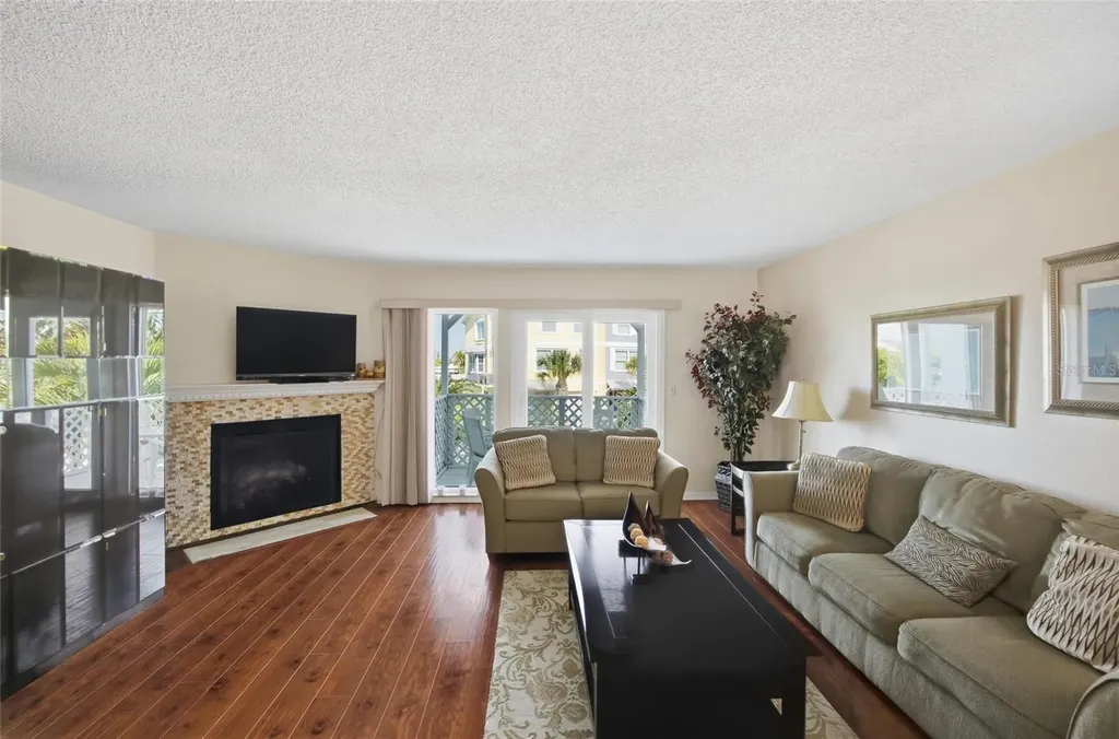 524 Garland Circle Indian Rocks Beach FL 33785