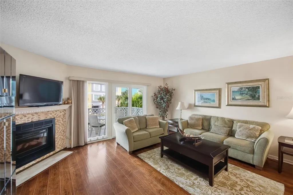 524 Garland Circle Indian Rocks Beach FL 33785