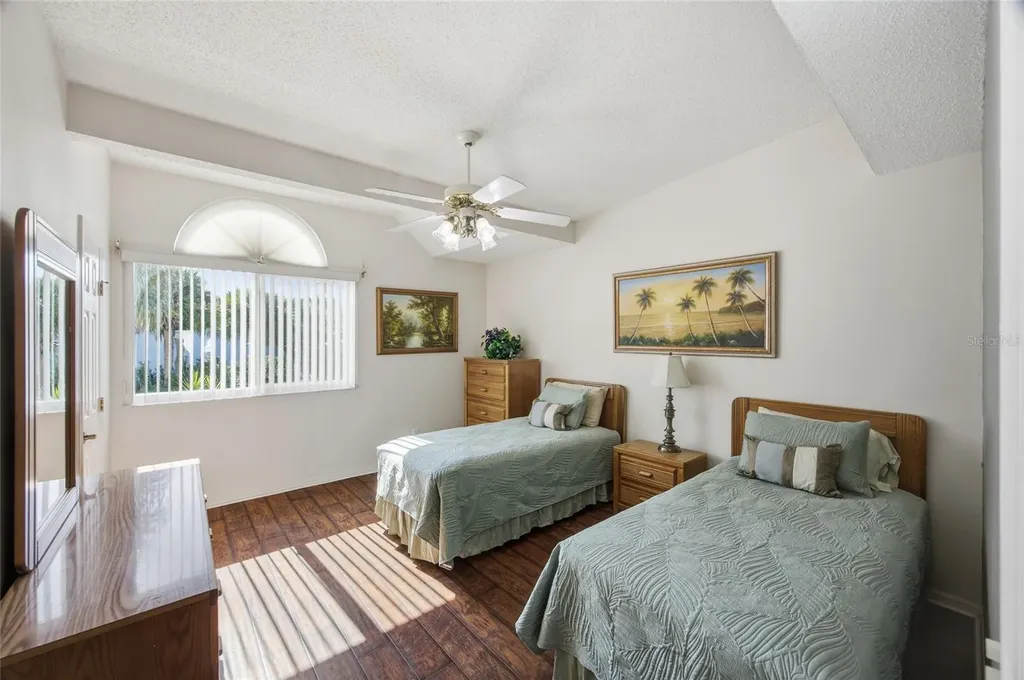 524 Garland Circle Indian Rocks Beach FL 33785