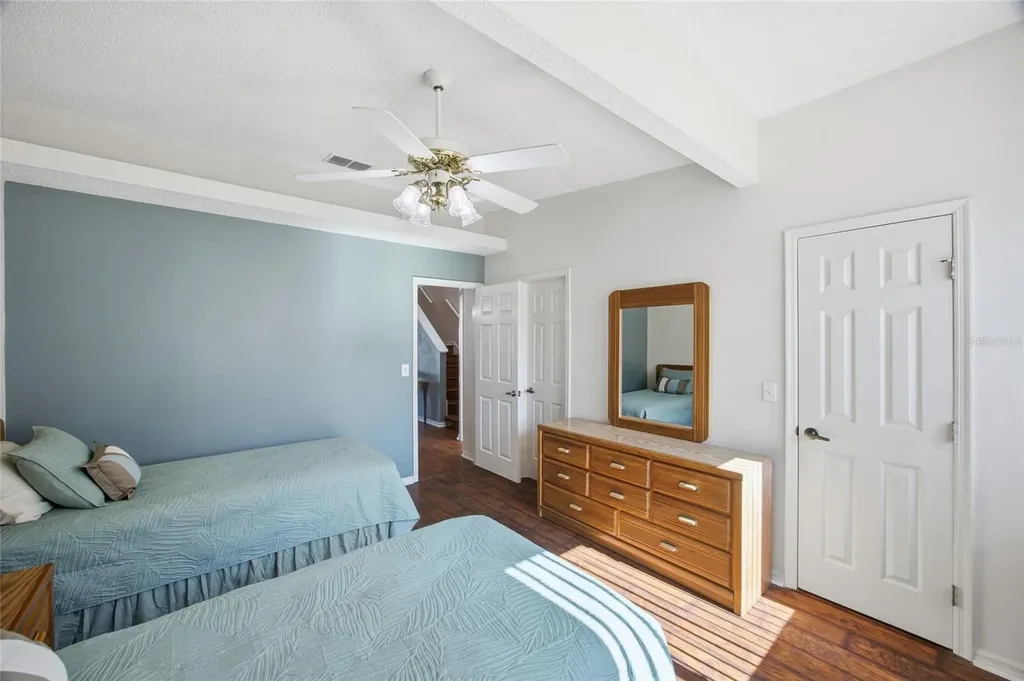 524 Garland Circle Indian Rocks Beach FL 33785