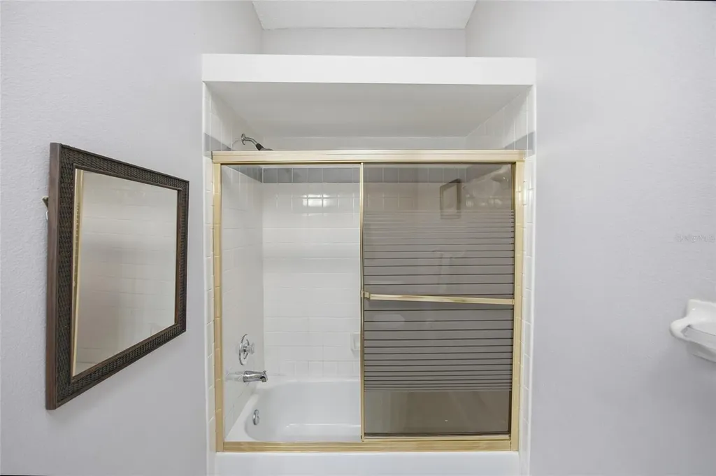 524 Garland Circle Indian Rocks Beach FL 33785